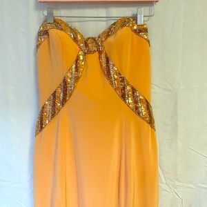 Cache strapless with beautiful sequence size 8